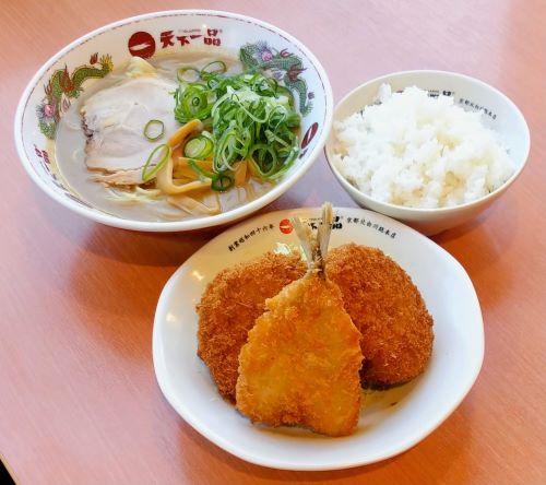 水戸平須店】2月の月替り定食「ミックスフライ定食」販売！ - 天下一品